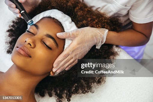 The procedure of aesthetic medicine